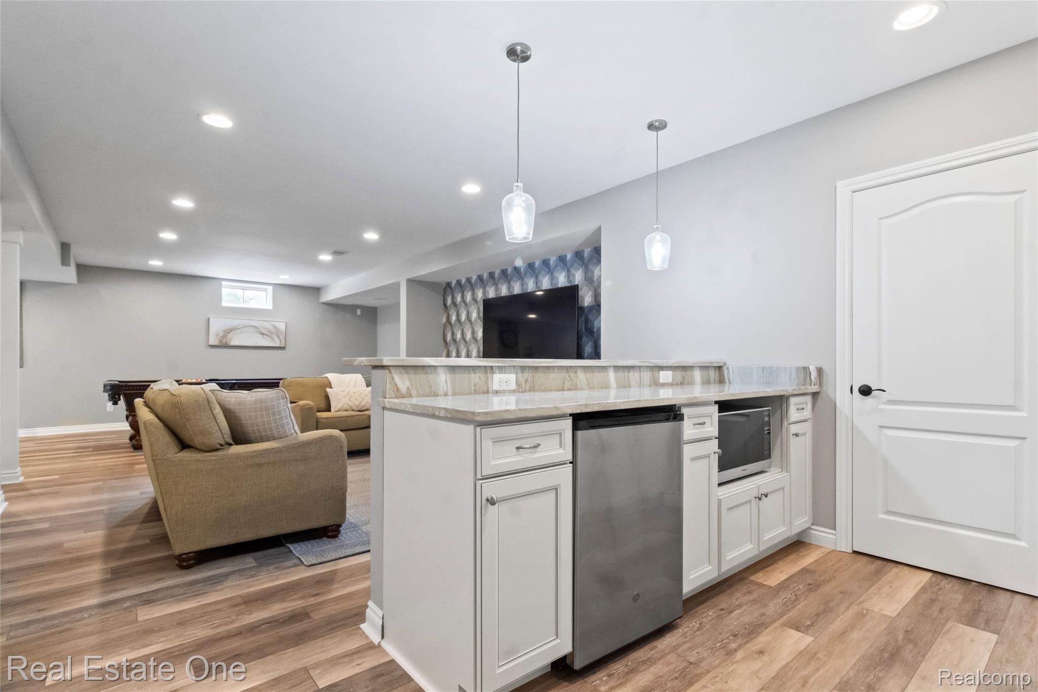 2901 Ambleside Court