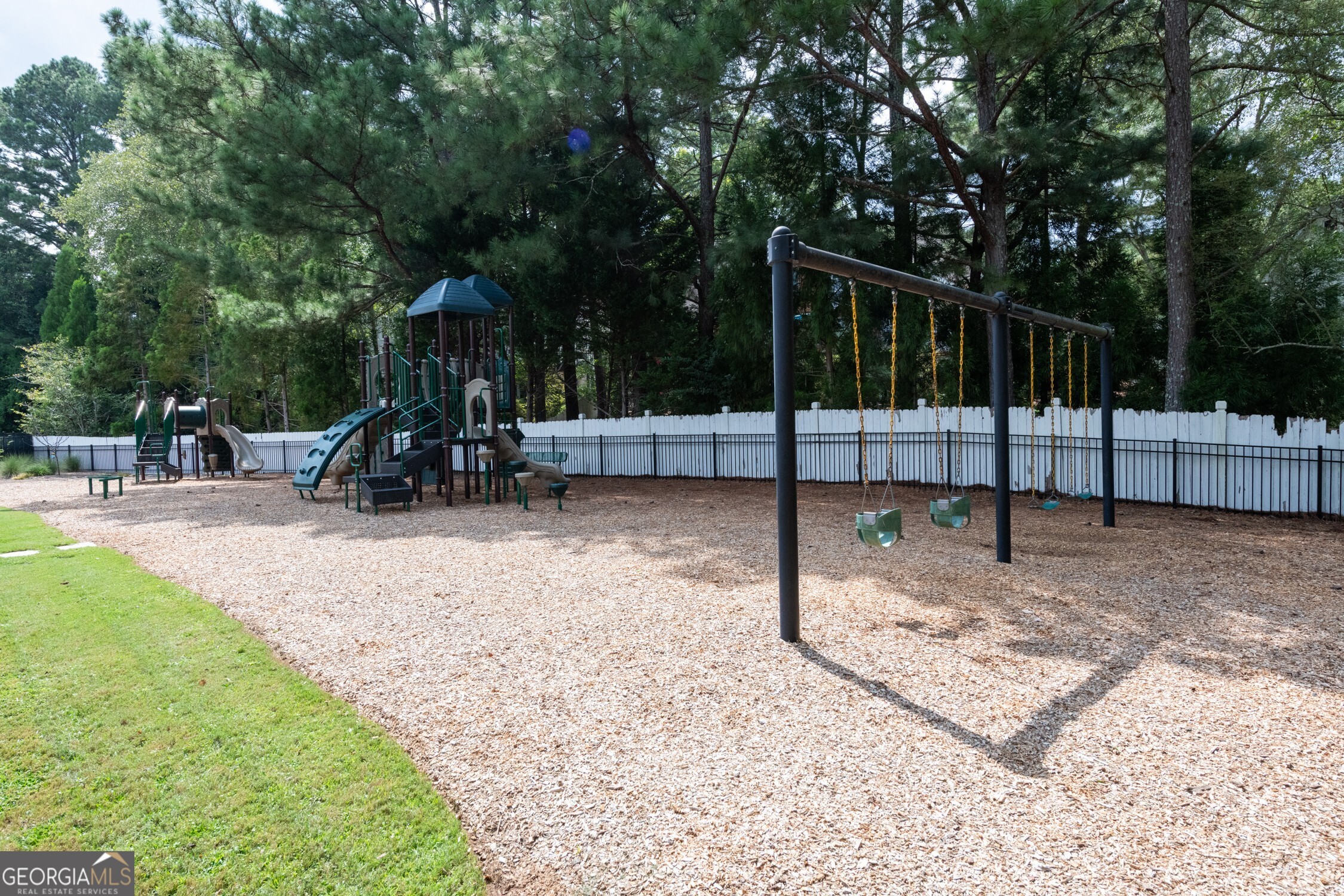 7770 N Spalding Lake Drive