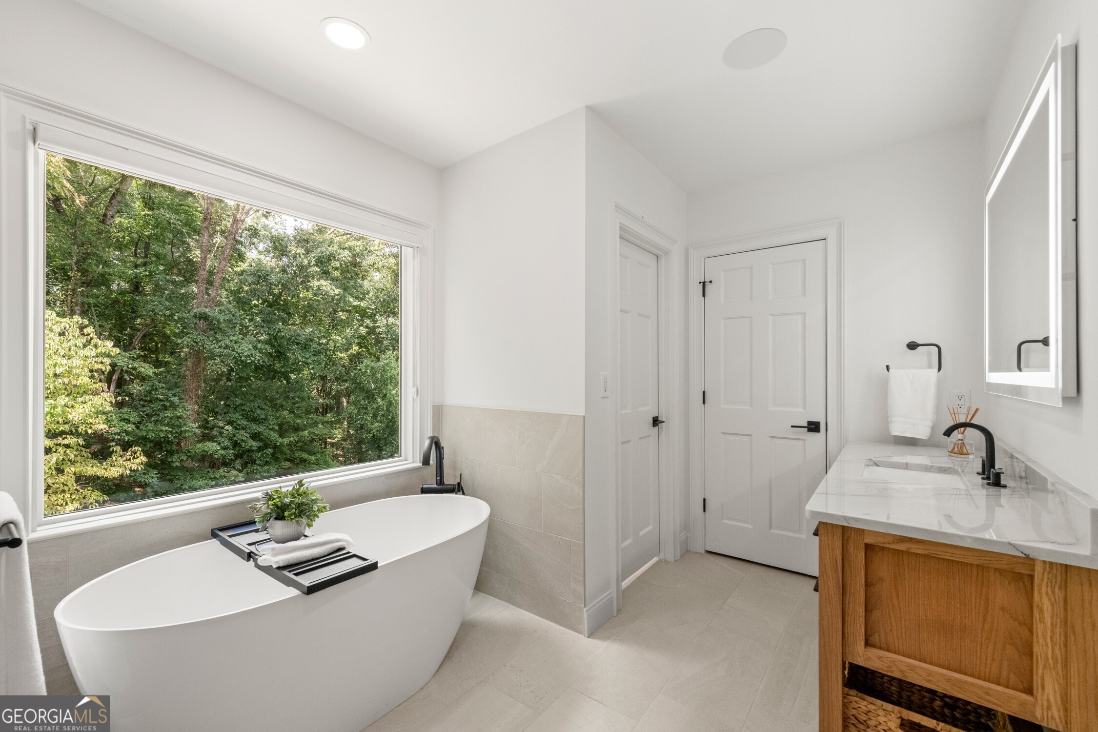 7770 N Spalding Lake Drive