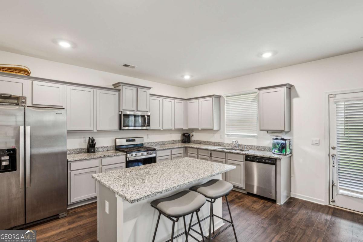 5320 Flat Rock Point