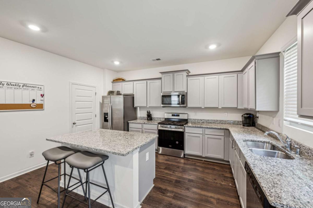 5320 Flat Rock Point