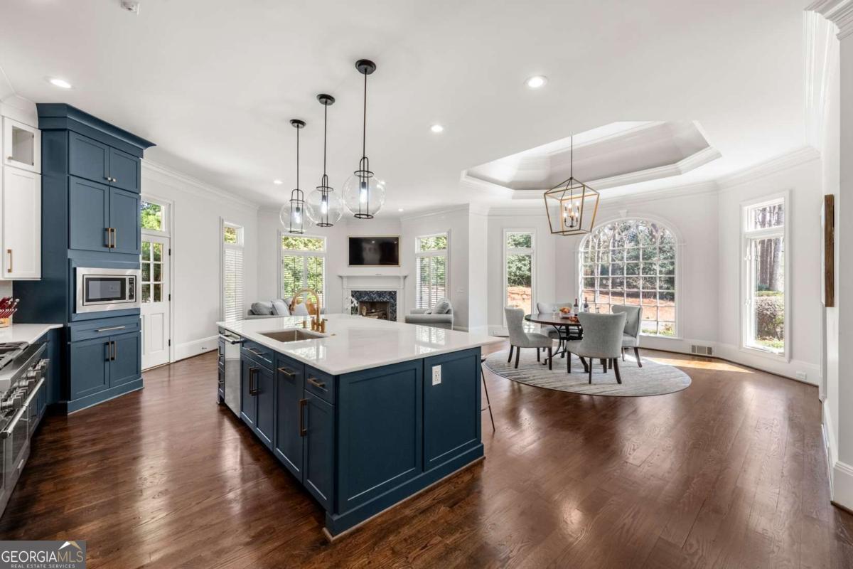 1155 Crest Valley Drive NW