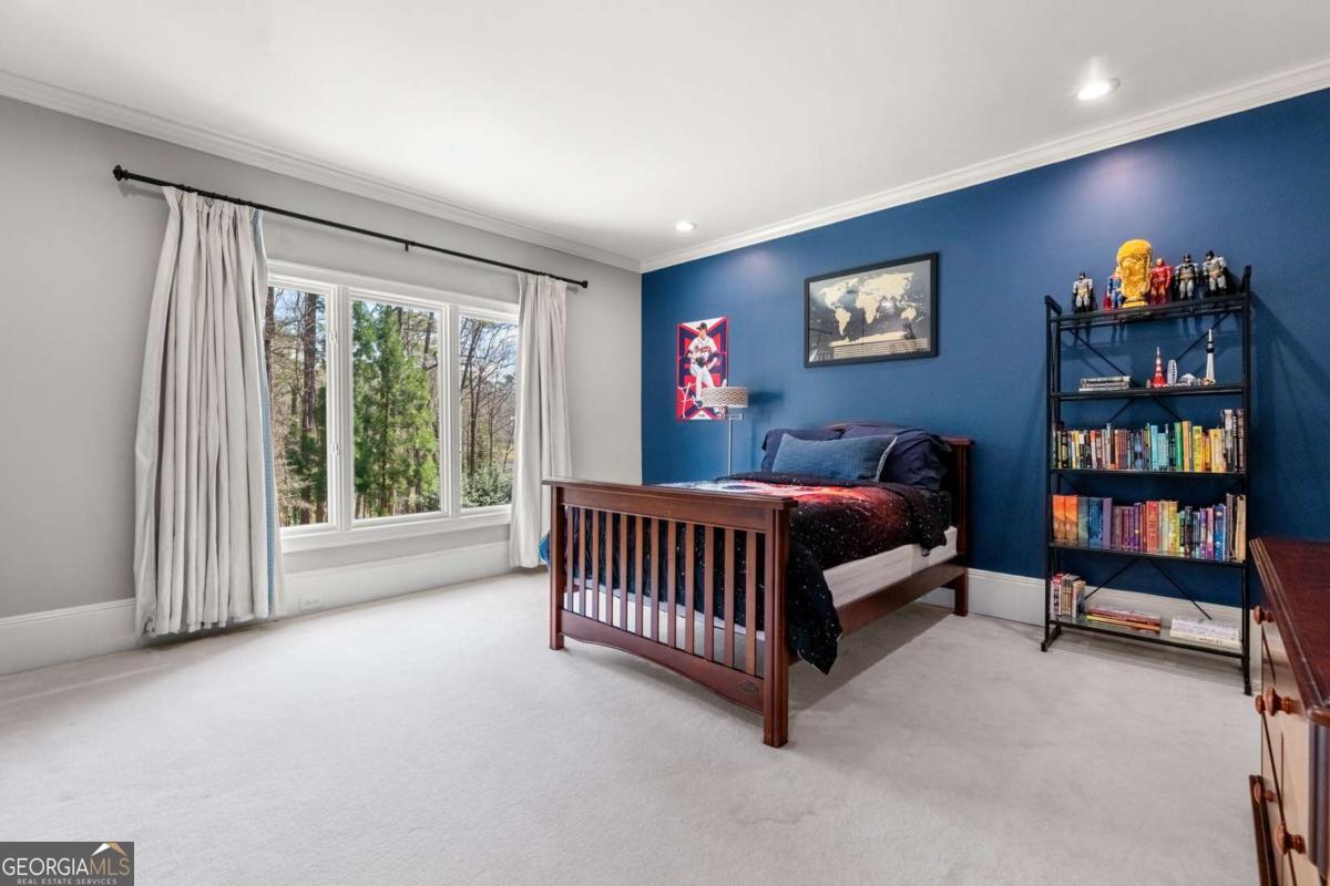 1155 Crest Valley Drive NW