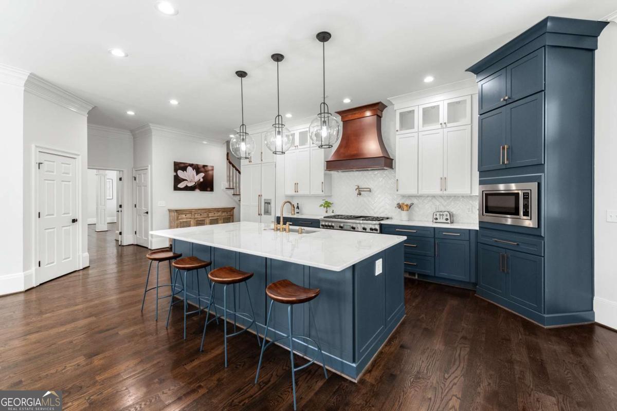 1155 Crest Valley Drive NW