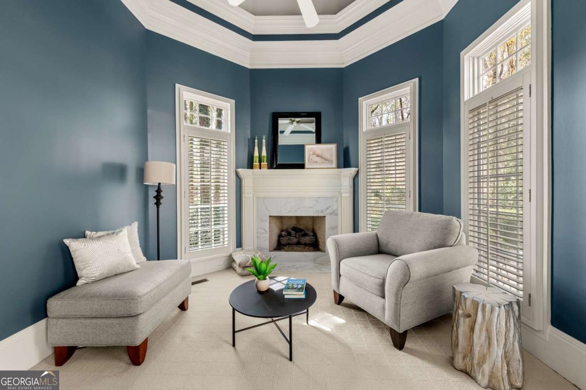 1155 Crest Valley Drive NW