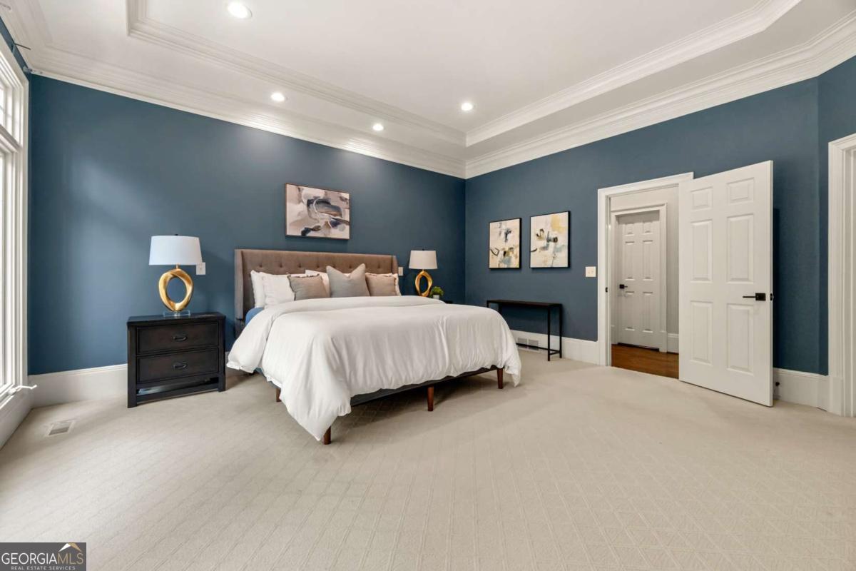 1155 Crest Valley Drive NW