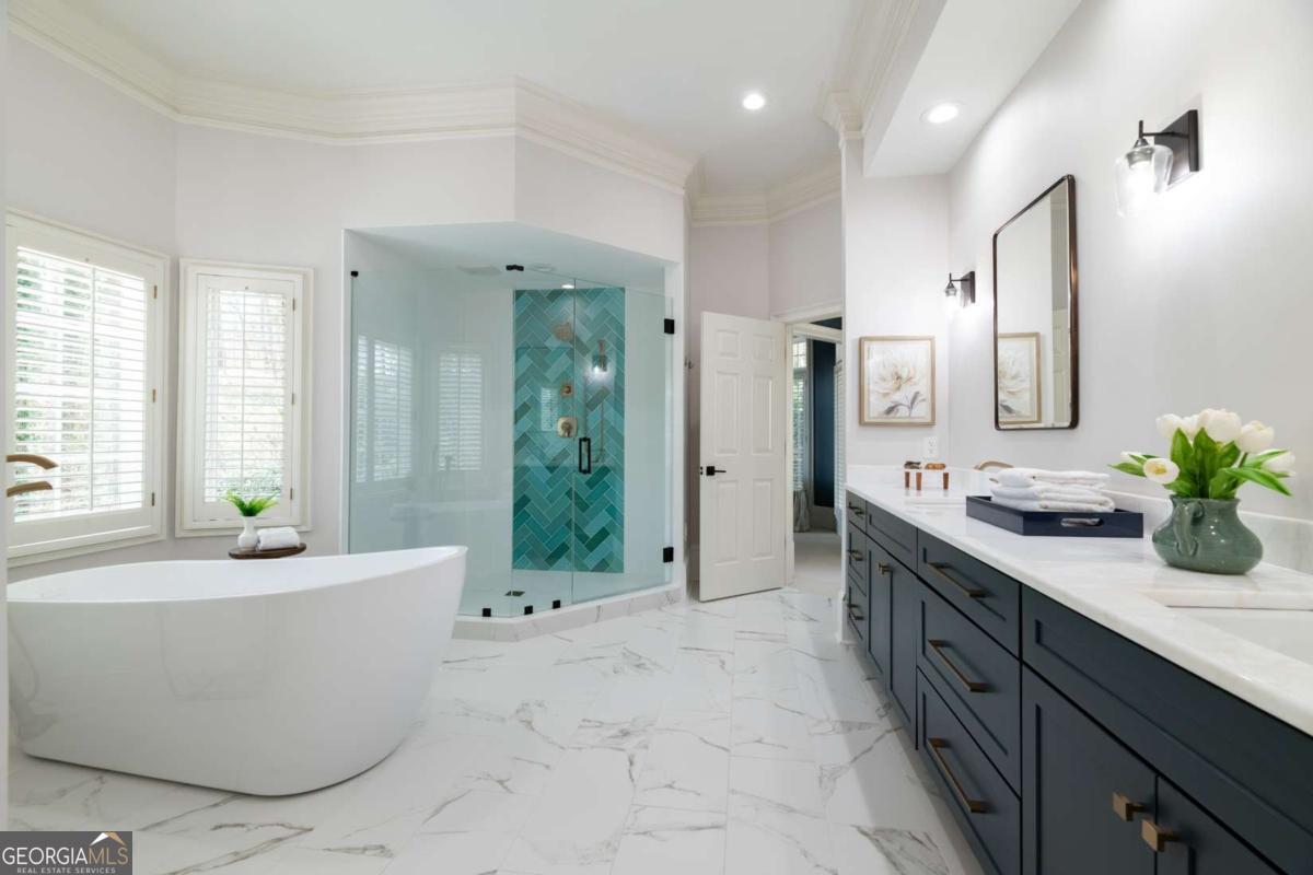 1155 Crest Valley Drive NW