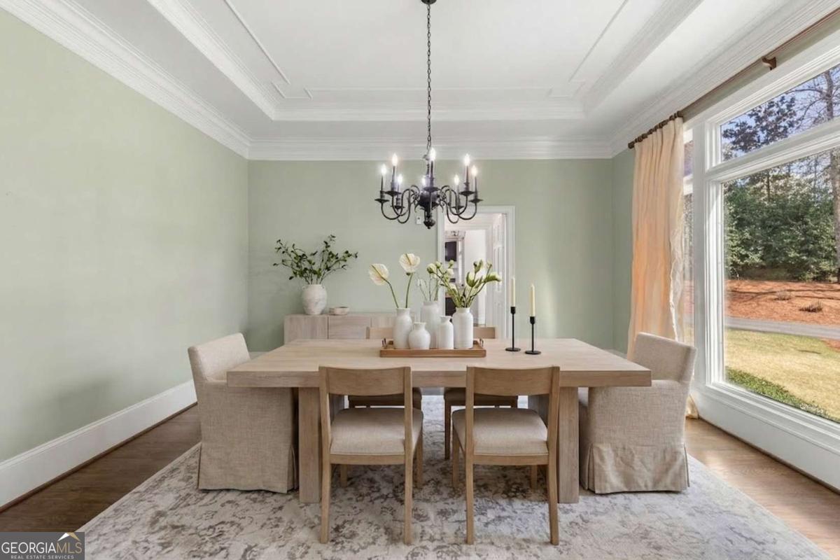 1155 Crest Valley Drive NW