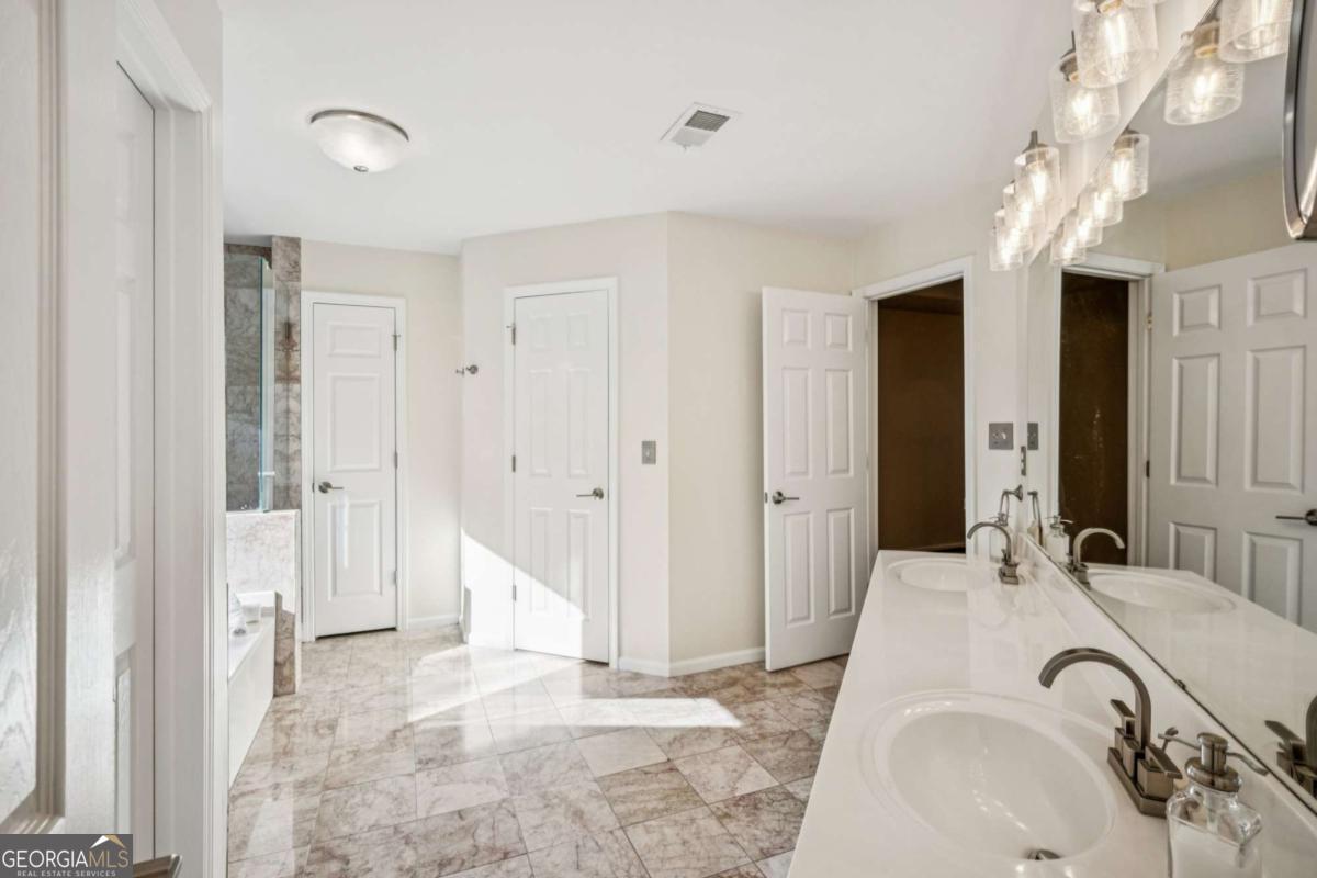 3401 Longfield Drive