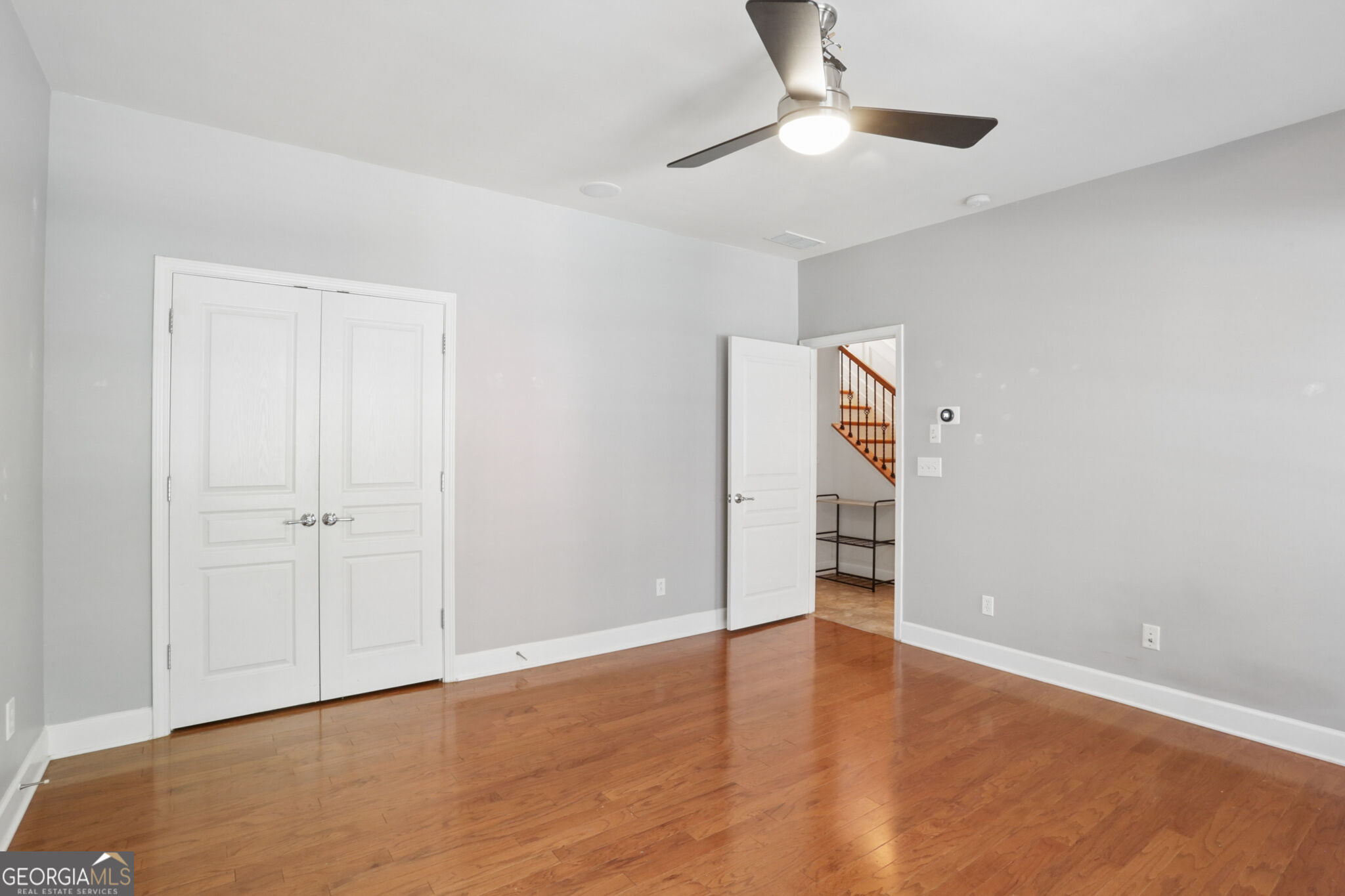896 West Road NE