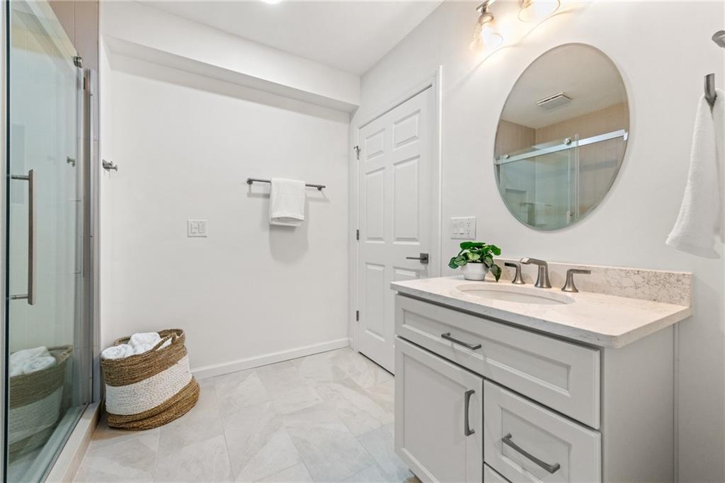 7770 N Spalding Lake Drive