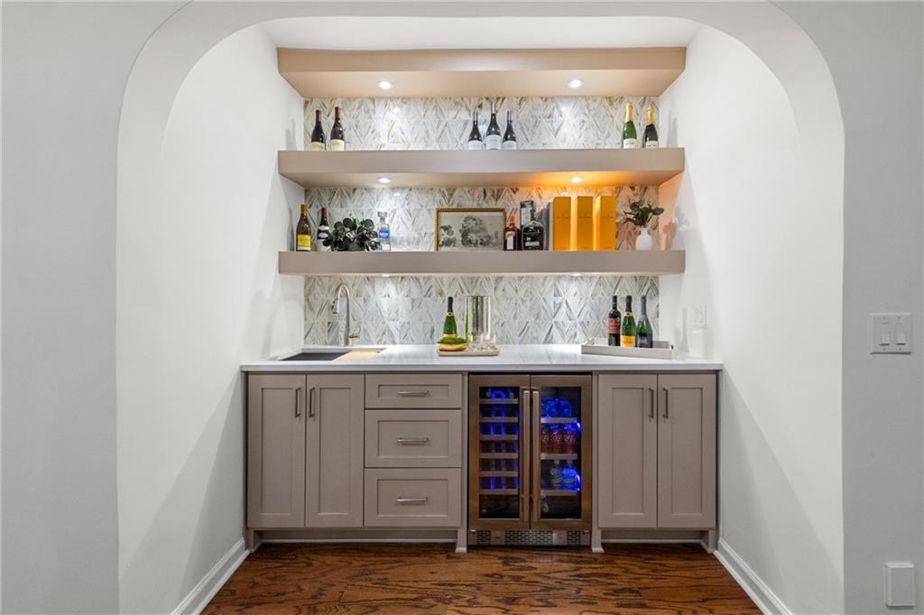 7770 N Spalding Lake Drive