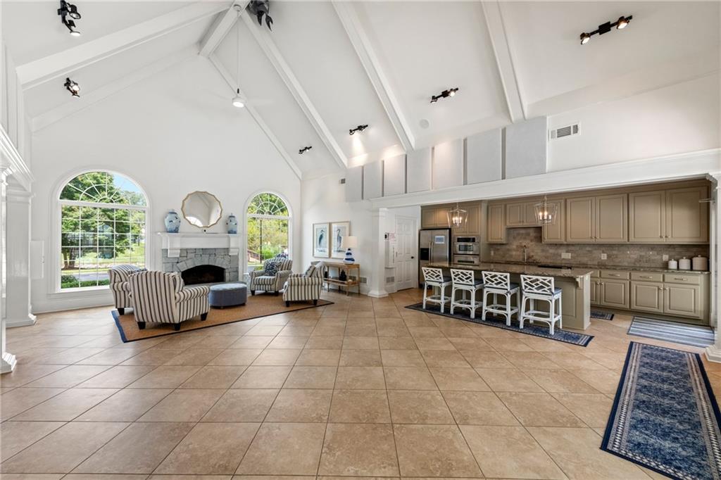 7770 N Spalding Lake Drive