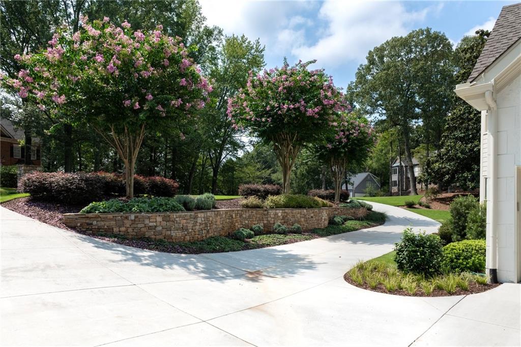 7770 N Spalding Lake Drive