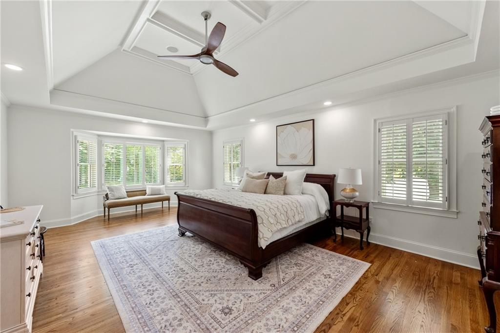 7770 N Spalding Lake Drive