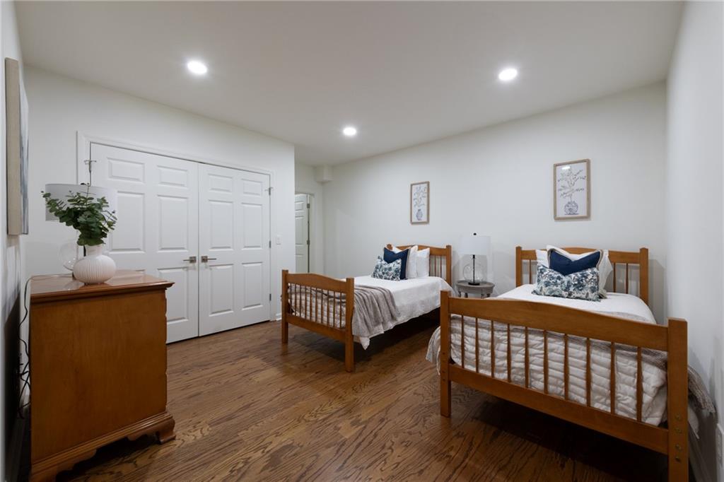 7770 N Spalding Lake Drive