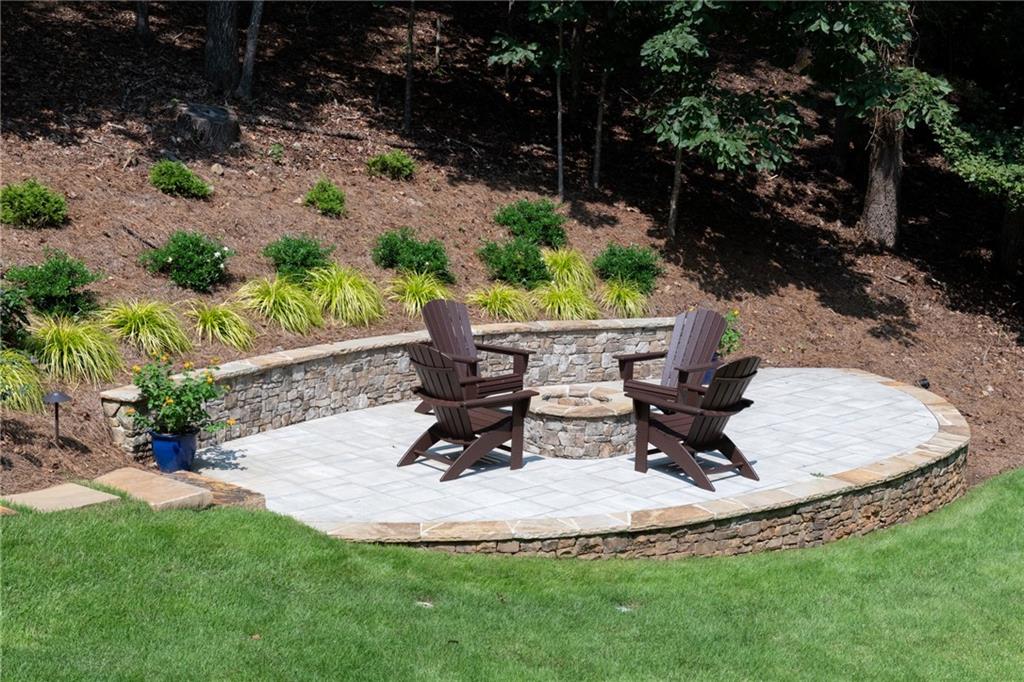 7770 N Spalding Lake Drive