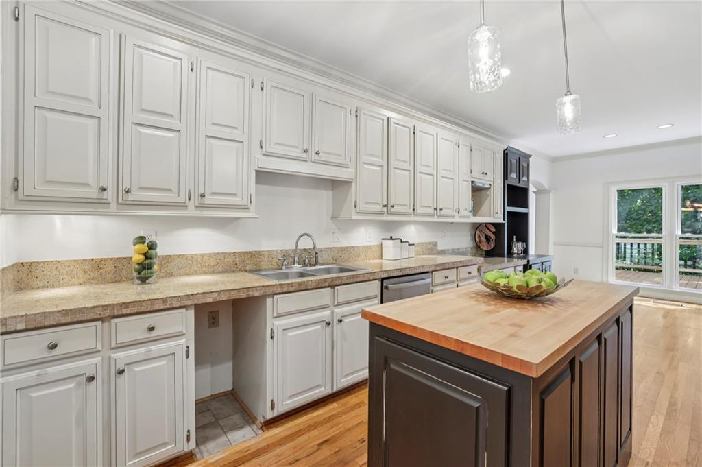 7155 Roswell Road Unit 26