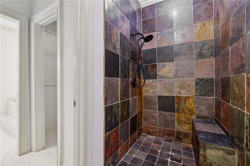 7155 Roswell Road Unit 26