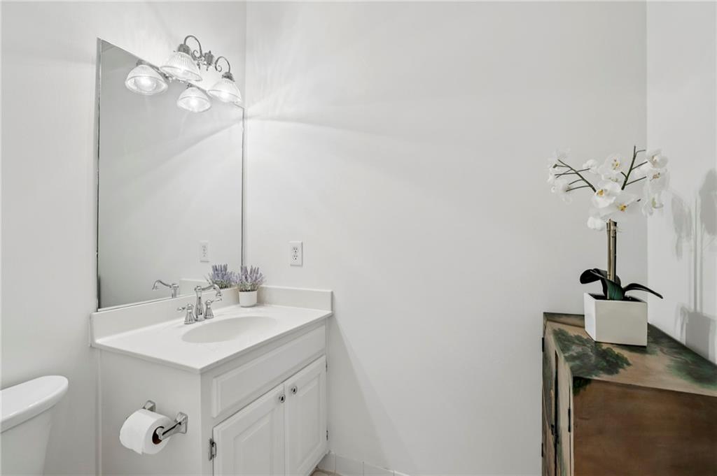 7155 Roswell Road Unit 26