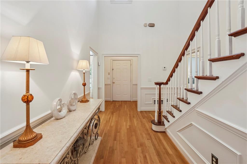 7155 Roswell Road Unit 26