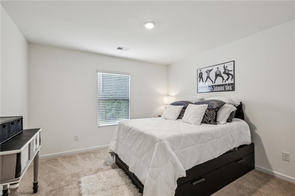 5320 Flat Rock Point