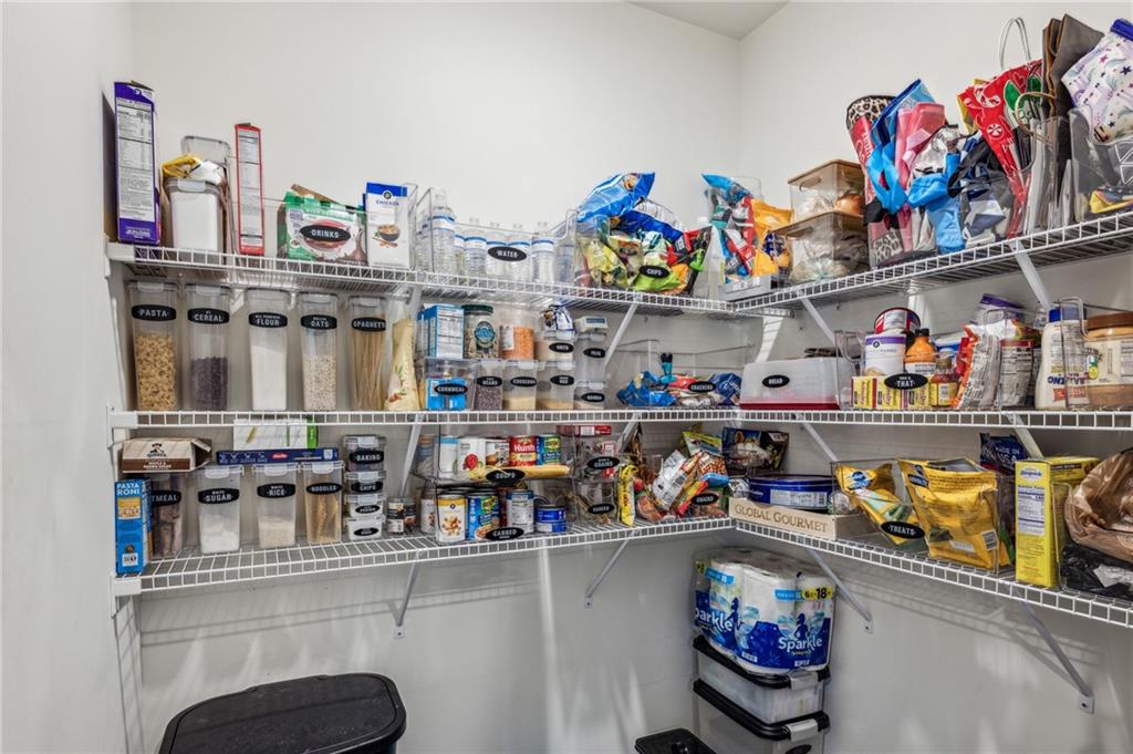 5320 Flat Rock Point