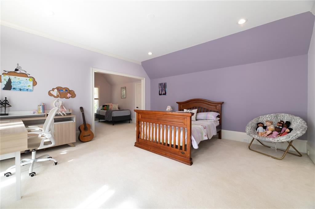 1155 Crest Valley Drive NW