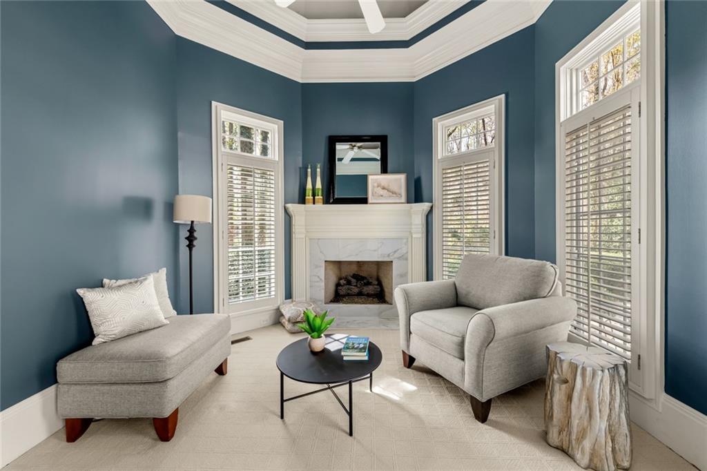 1155 Crest Valley Drive NW