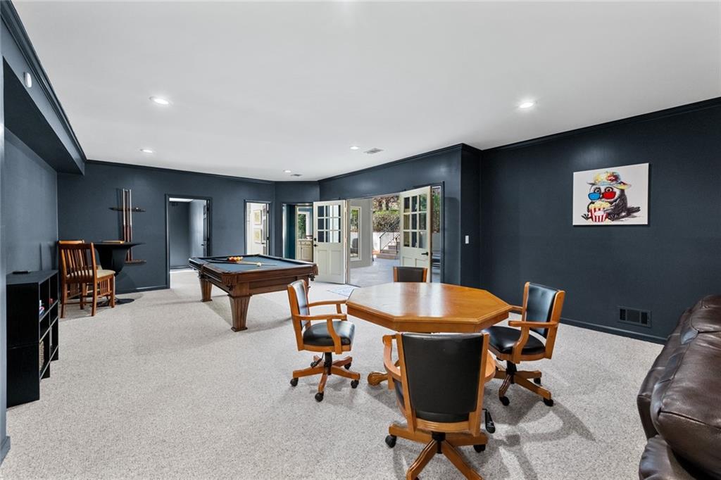 1155 Crest Valley Drive NW