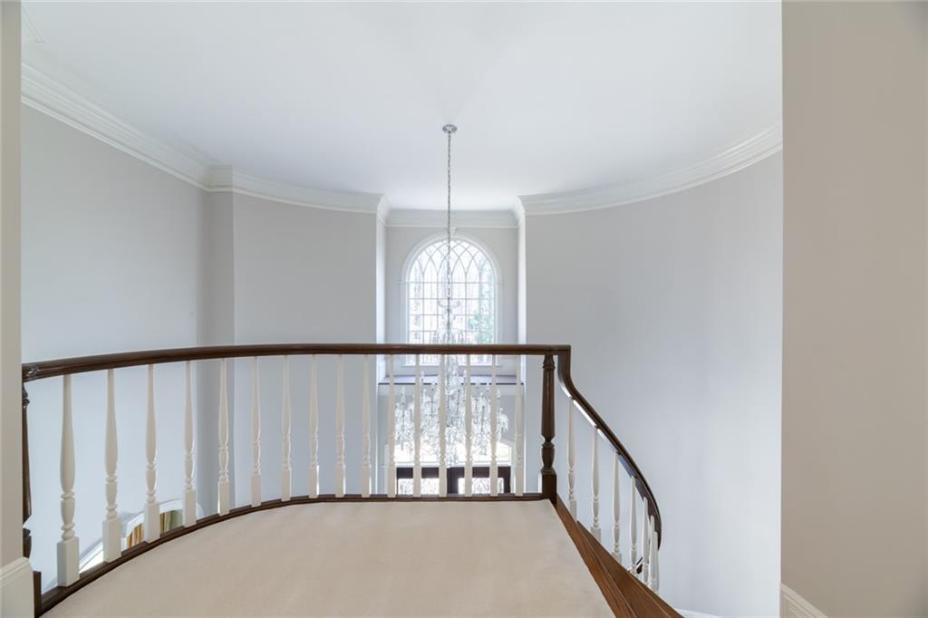 1155 Crest Valley Drive NW