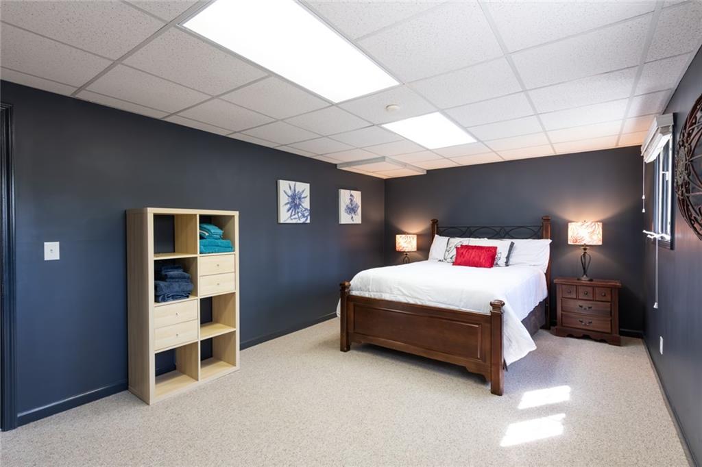 1155 Crest Valley Drive NW