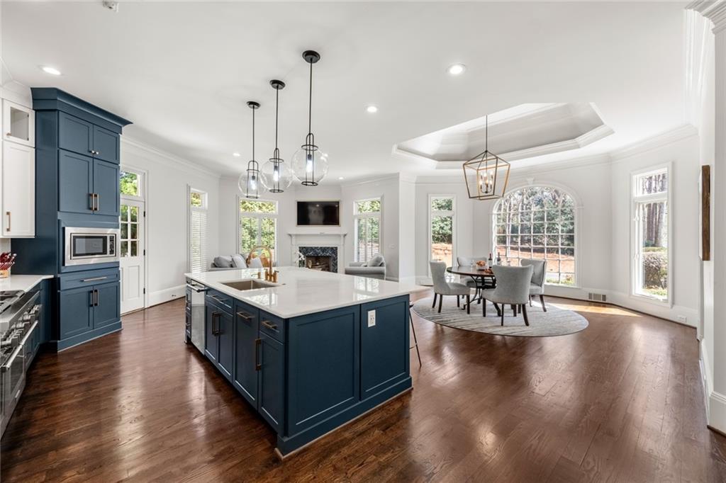 1155 Crest Valley Drive NW