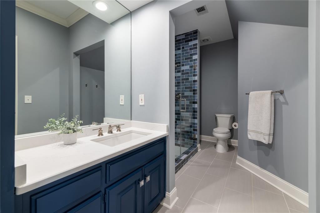 1155 Crest Valley Drive NW