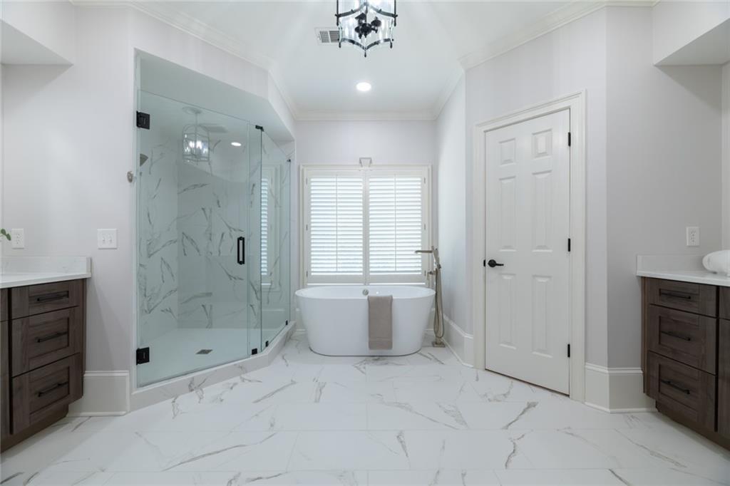 1155 Crest Valley Drive NW