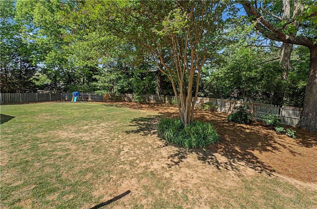4905 Windwood Drive