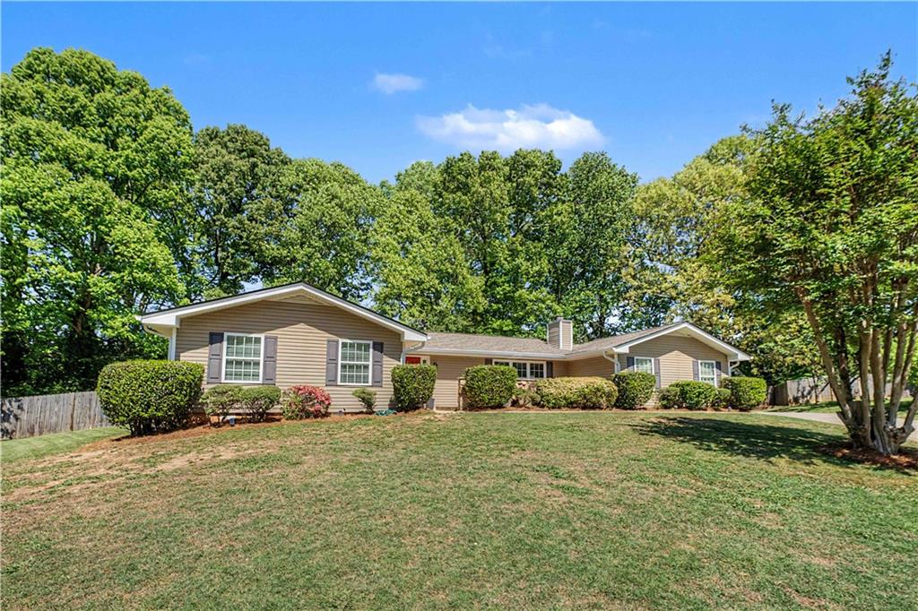 4905 Windwood Drive