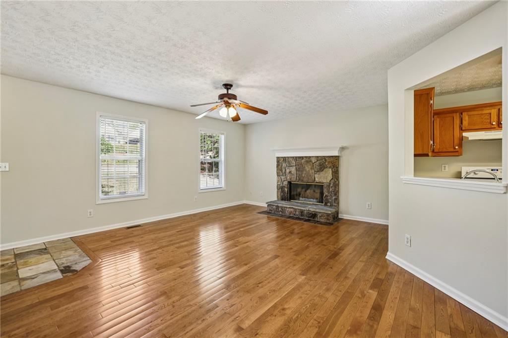 6321 Shady Grove Lane