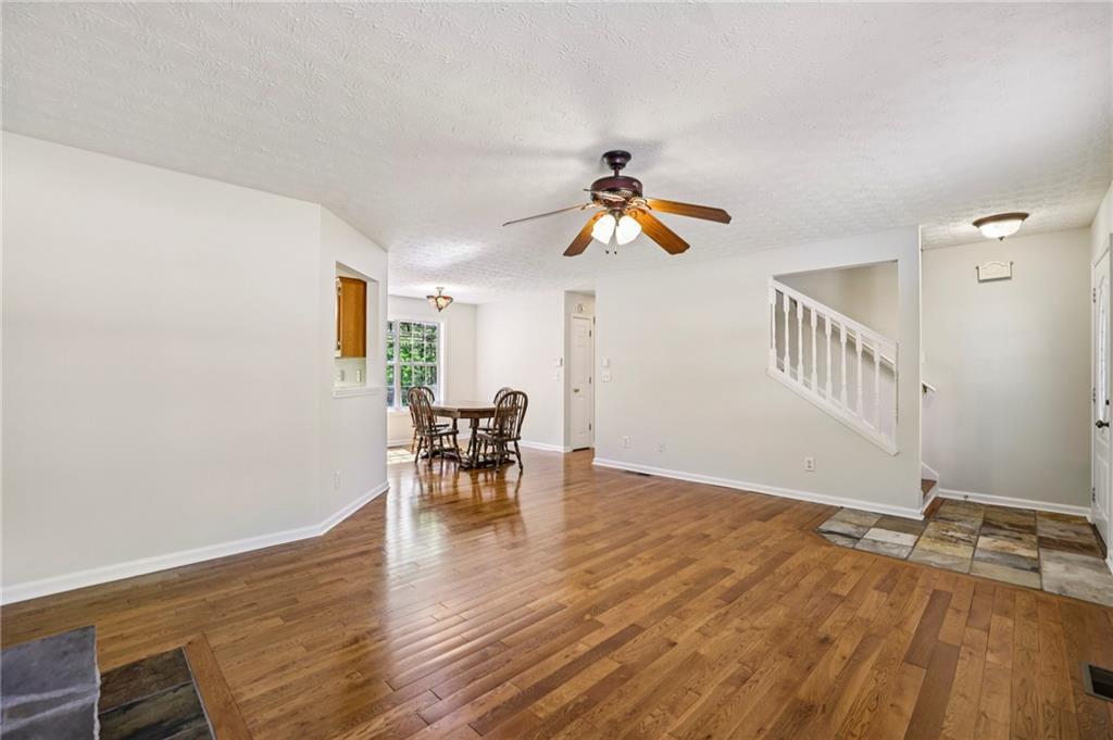 6321 Shady Grove Lane