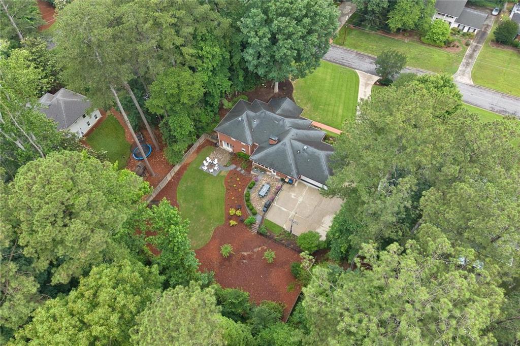 295 Riverhill Drive NW
