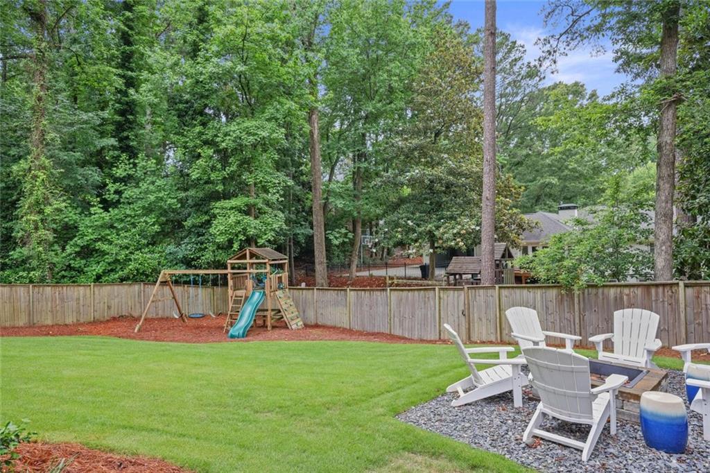 295 Riverhill Drive NW