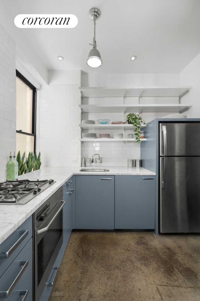 234 W 21ST Street 21