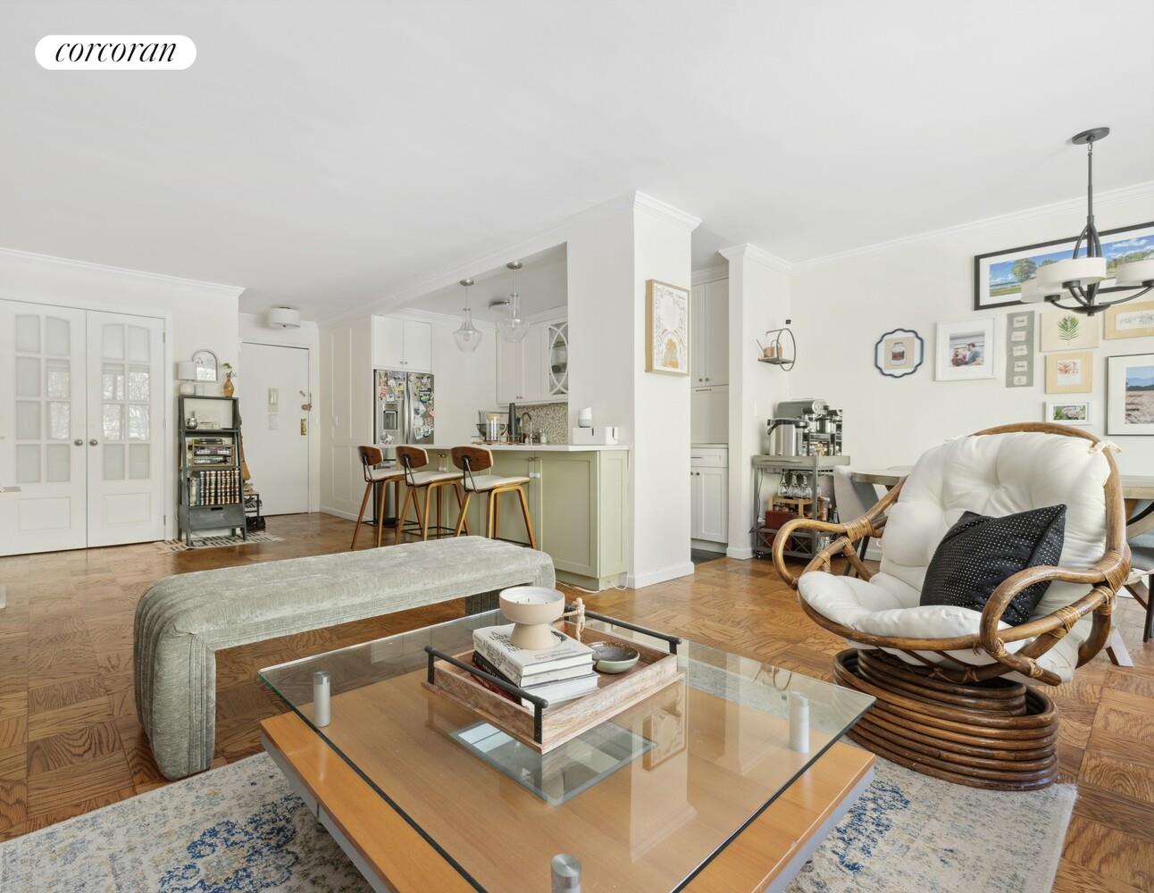 382 CENTRAL Park W 2B