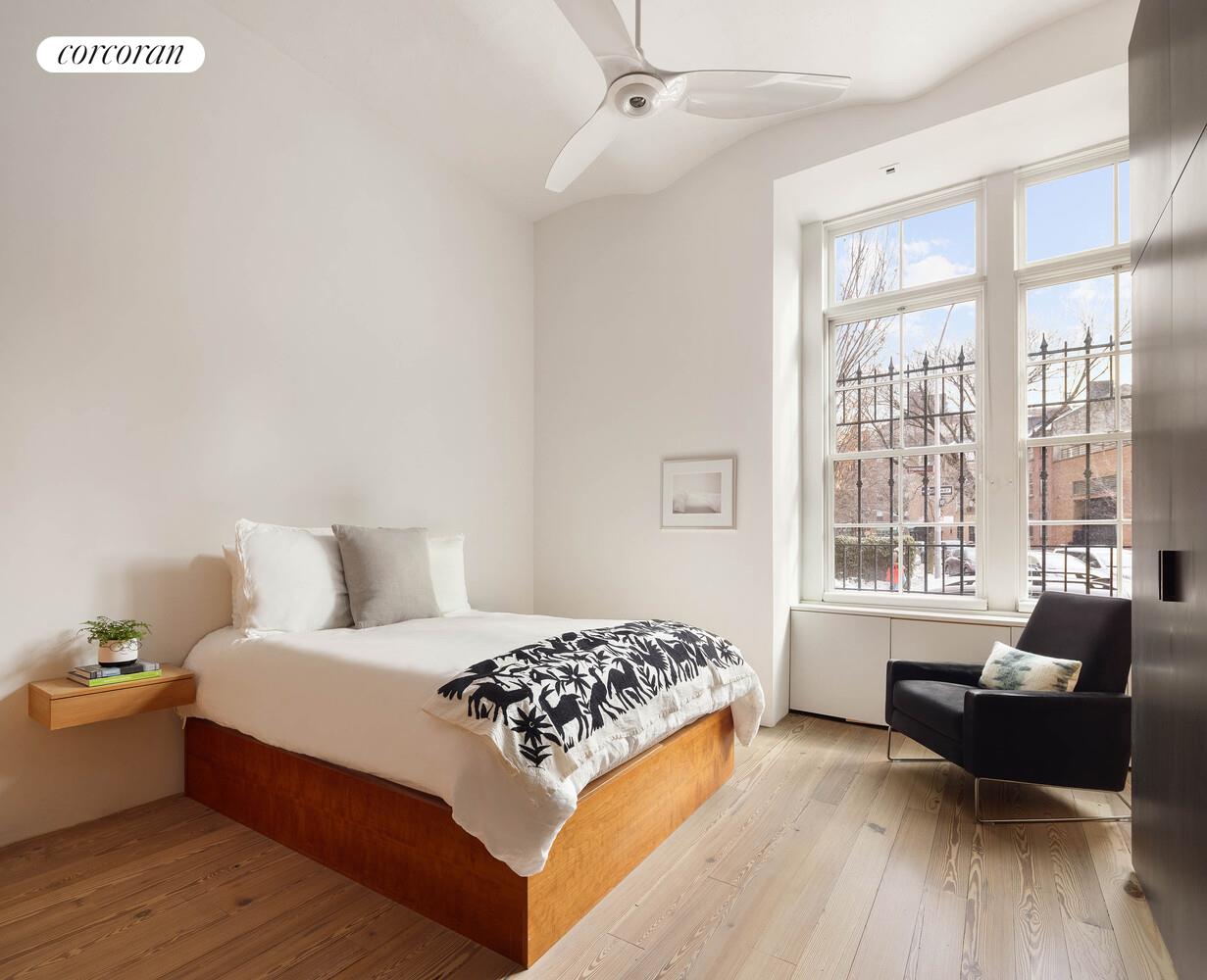 720 GREENWICH Street MAISONETTE