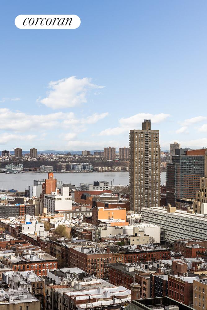 247 W 46TH Street 2501