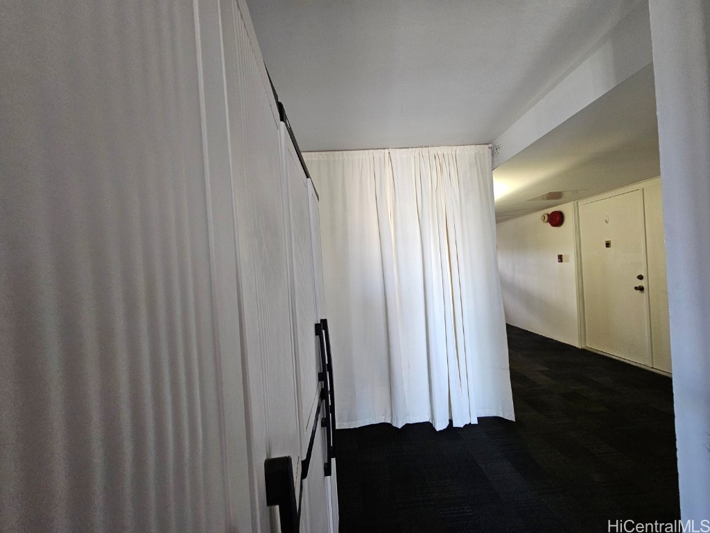 555 University Avenue 800