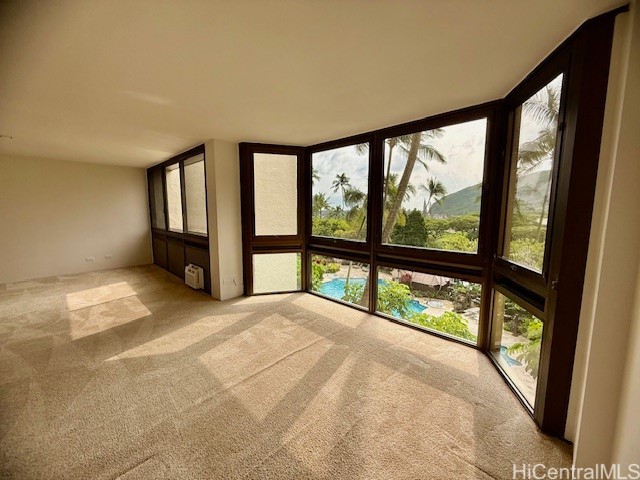 531 Hahaione Street 4C