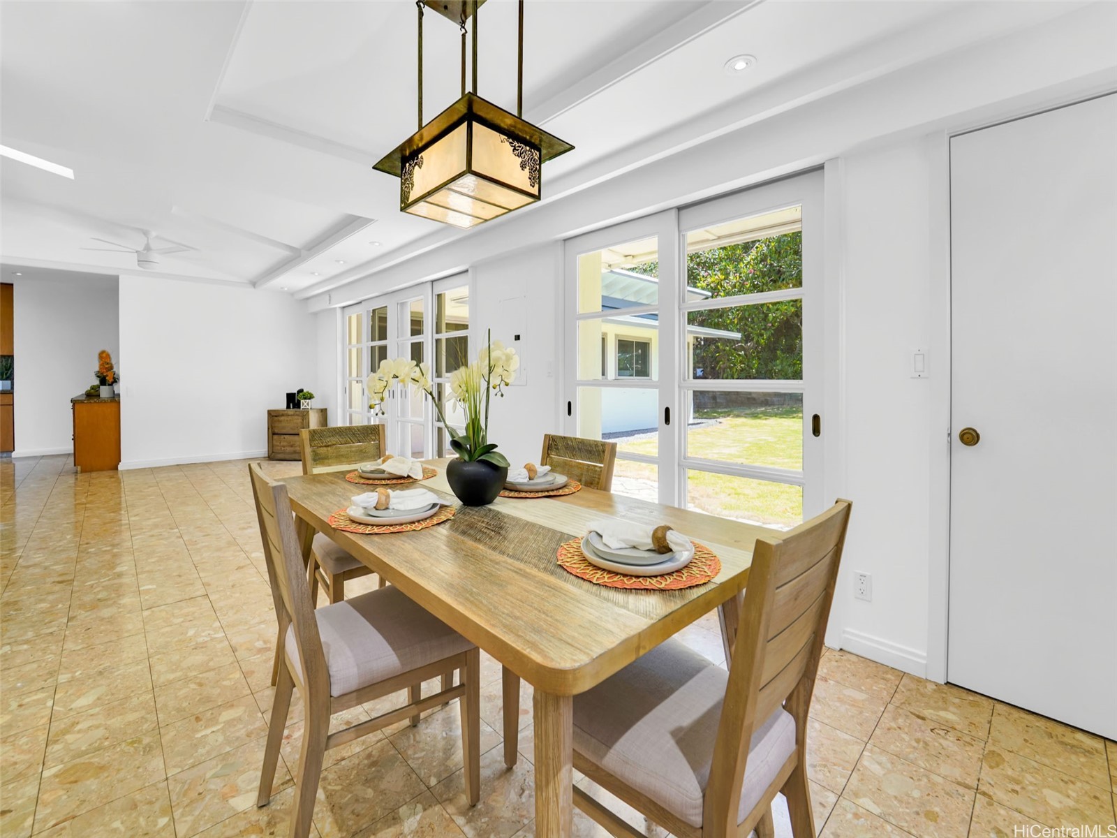 1901 Judd Hillside Road