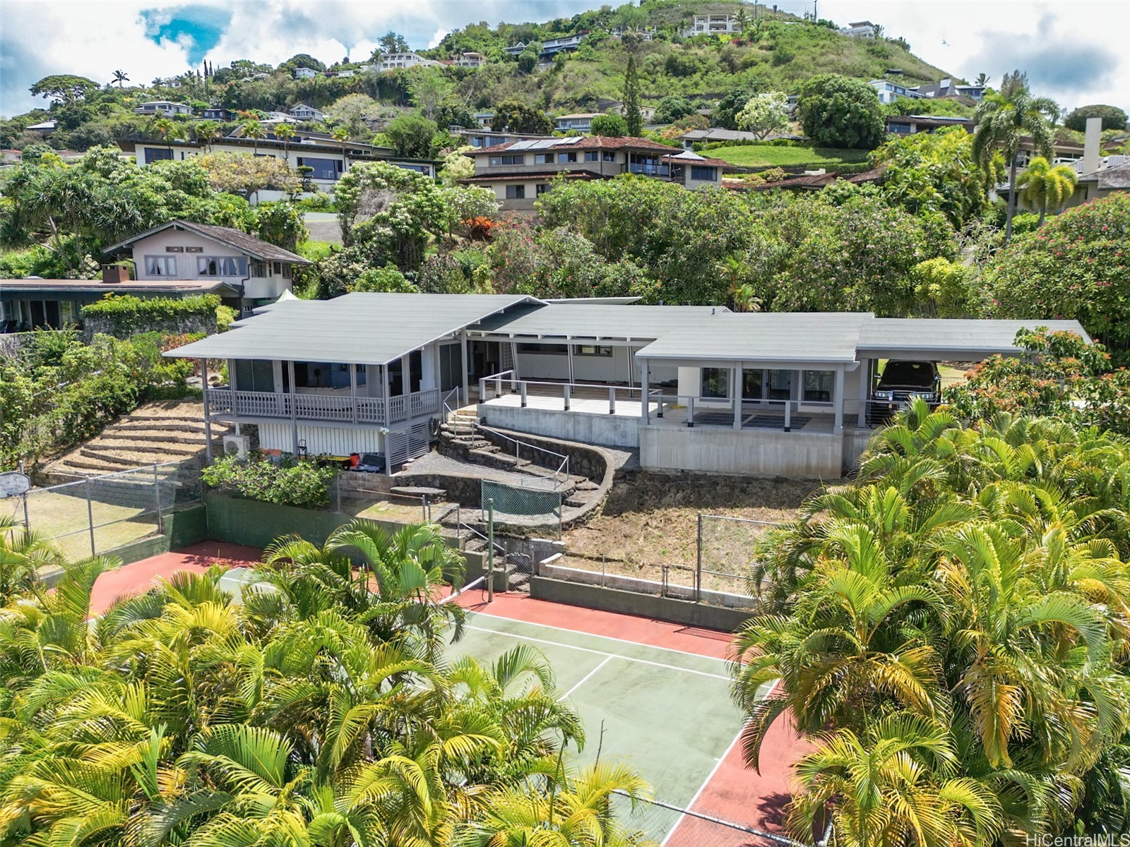 1901 Judd Hillside Road