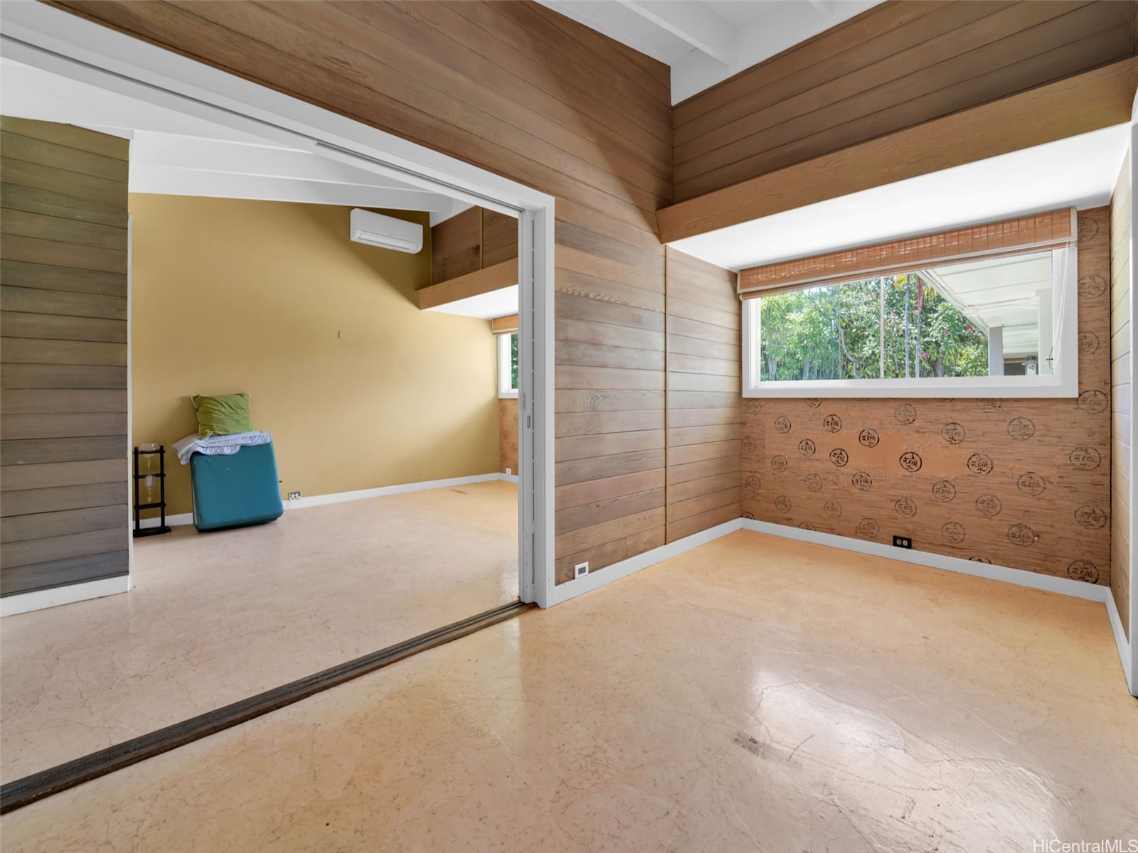 1901 Judd Hillside Road